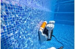 Maytronics Dolphin Dolphin Explorer Zwembadrobot -Zwembadbenodigdheden Korting maytronics dolphin dolphin explorer zwembadrobot 2